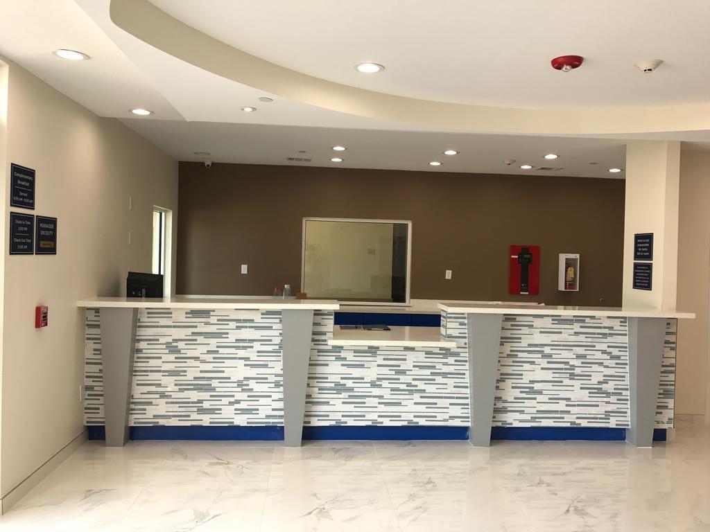 Americas Best Value Inn & Suites Spring / N. Houston Bagian luar foto