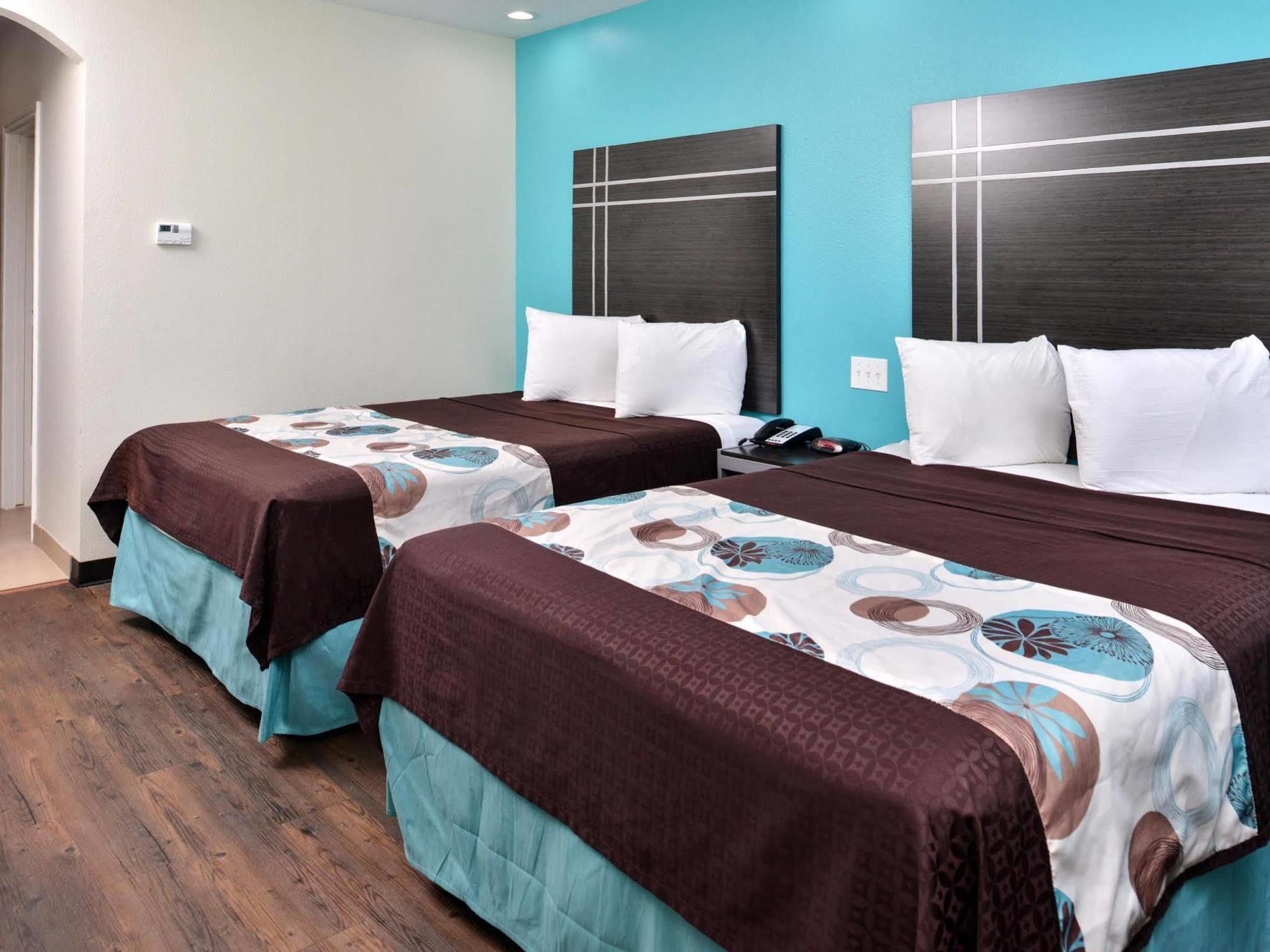 Americas Best Value Inn & Suites Spring / N. Houston Bagian luar foto